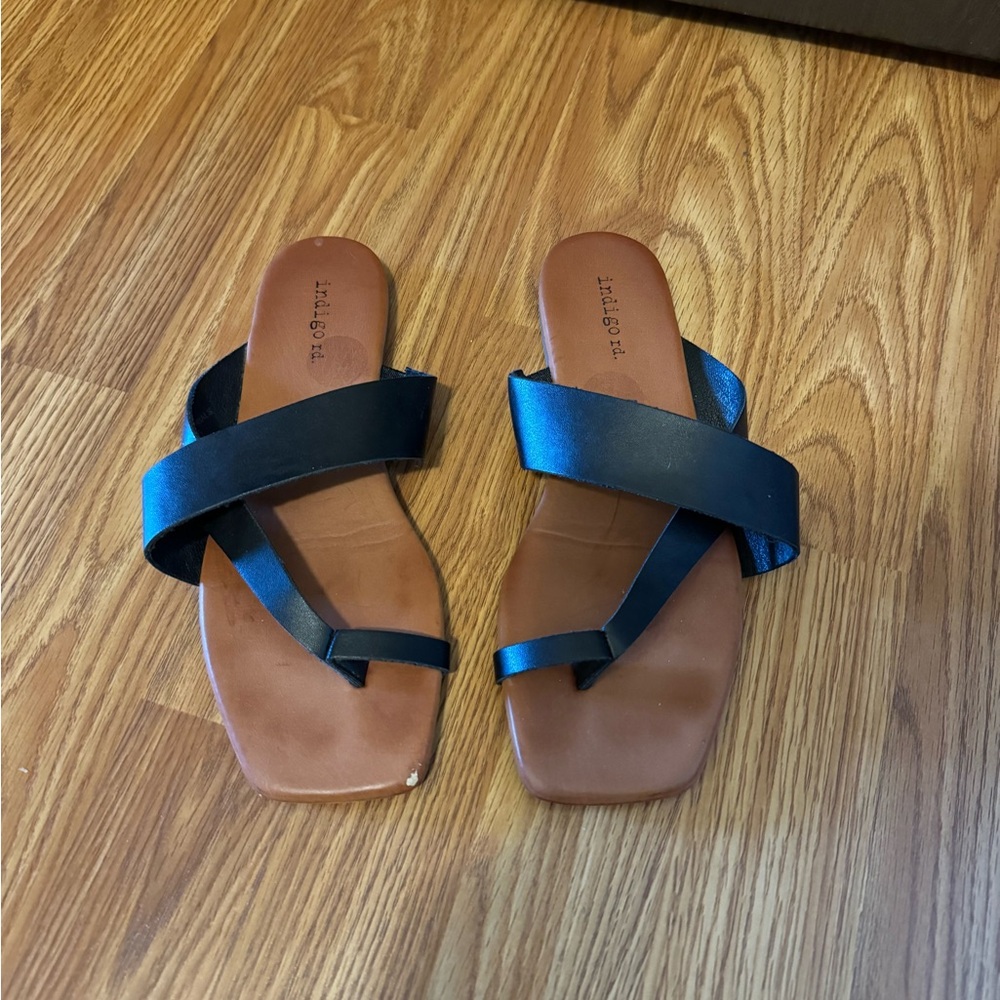 Sandals - Picture 2 of 2